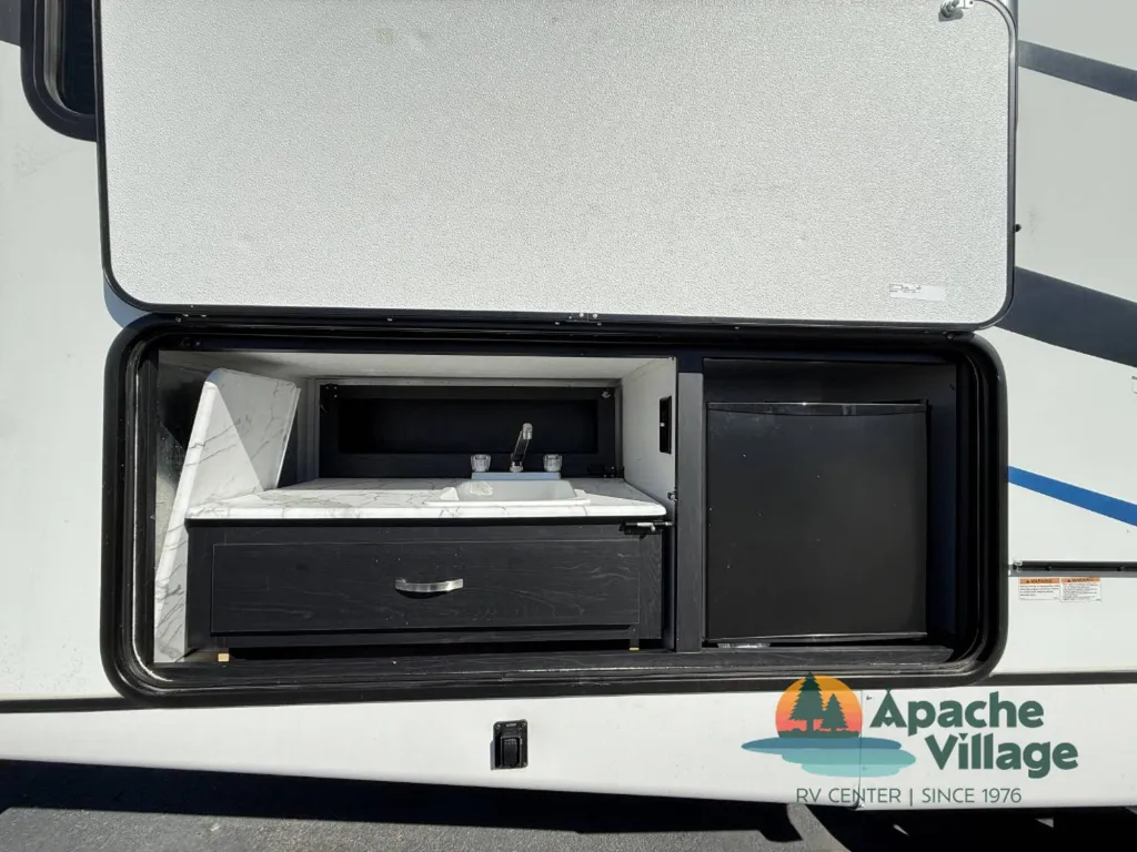 2023 Coachmen Freedom Express Ultra Lite 274RKS, Photos photo 23