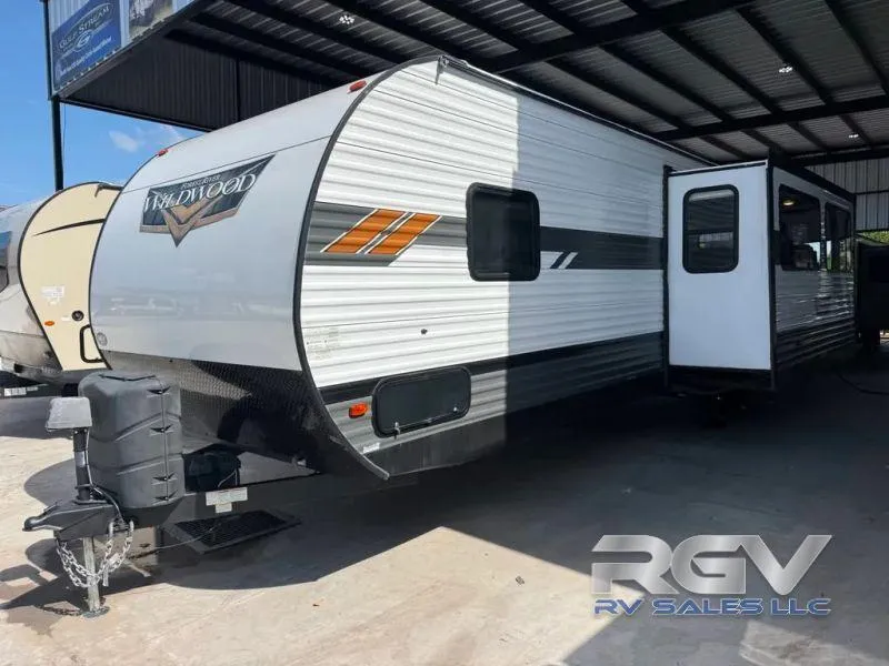2022 Forest River Wildwood 29VBUD - Photo 4