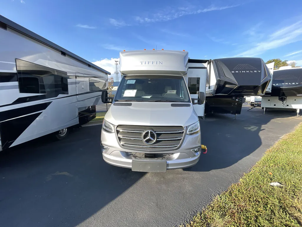 2026 Tiffin Wayfarer 25 XRW, Photos photo 7
