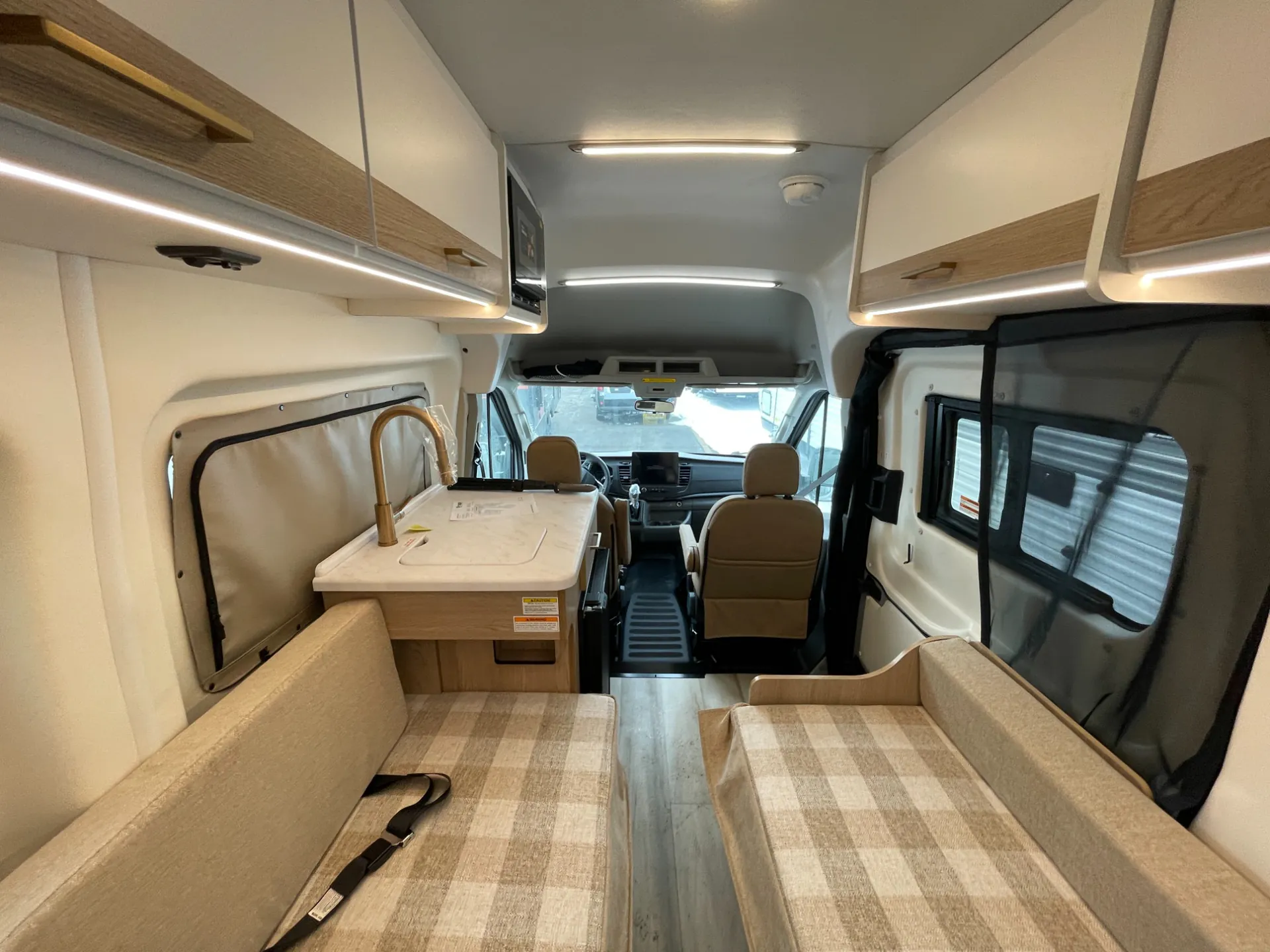 2026 Thor Motor Coach Eddie Bauer 19FA - Photo 4