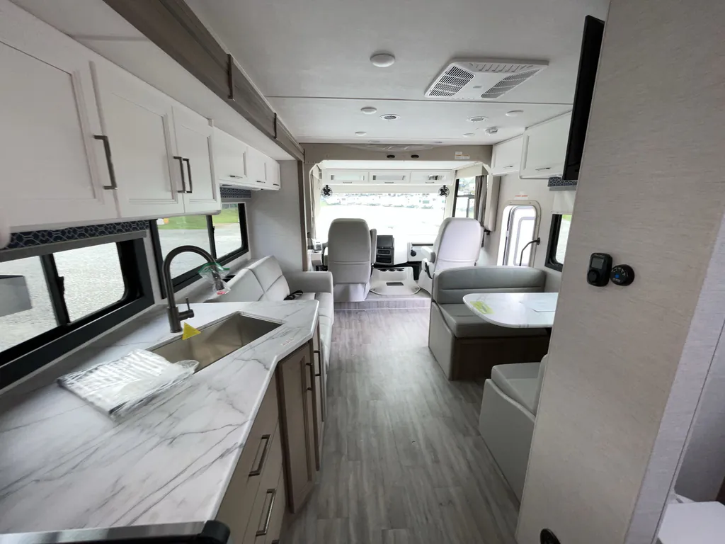 2026 Thor Motor Coach Freedom Traveler A29, Photos photo 29
