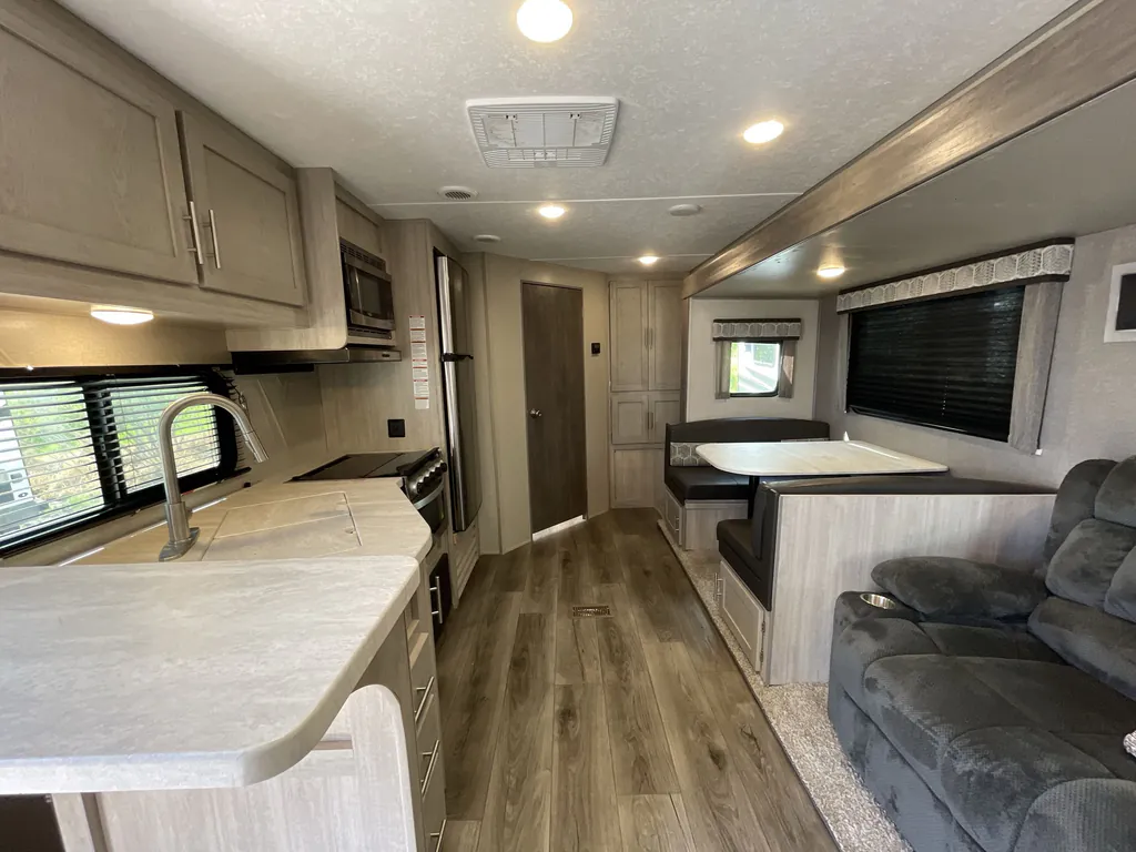 2022 Coachmen Catalina Legacy Edition 243RBS, Photos photo 3