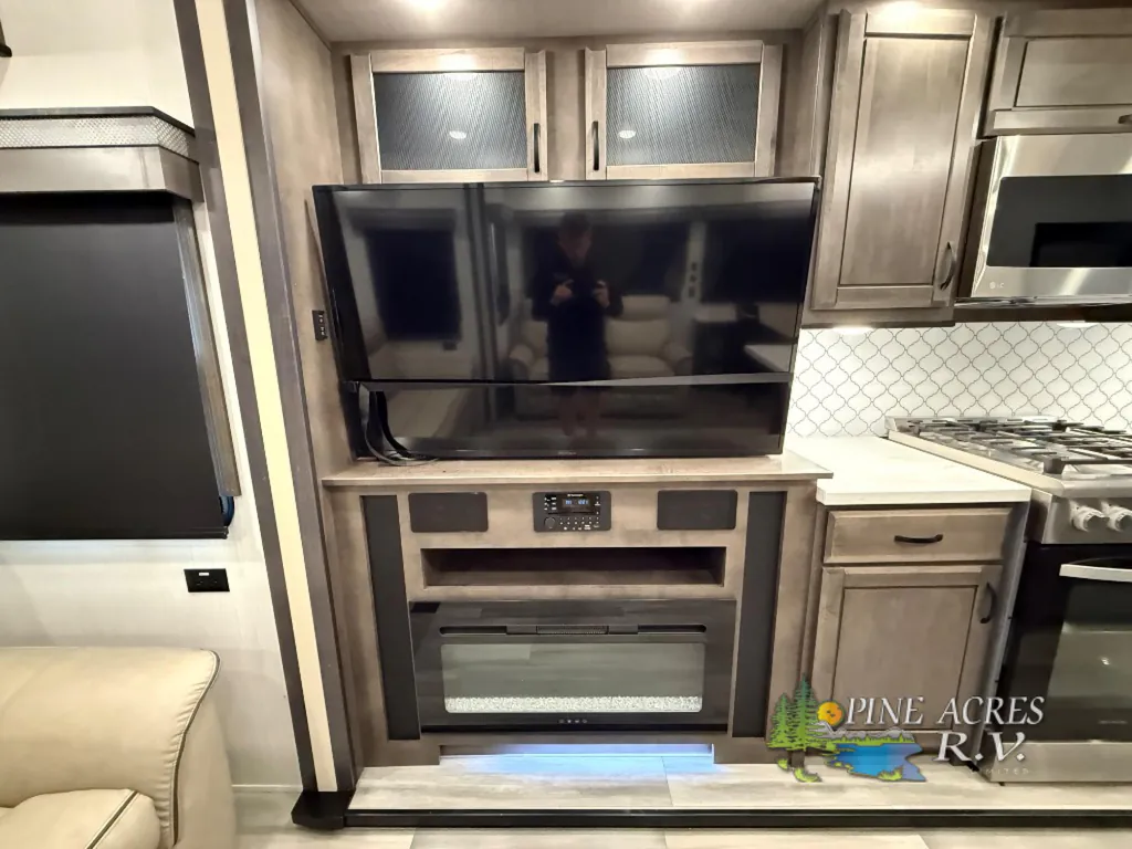 2022 Forest River Cedar Creek Champagne Edition 38EL, Photos photo 25