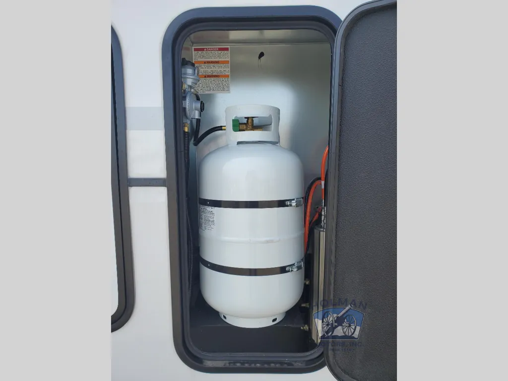 2026 Keystone Raptor 415, Photos photo 13