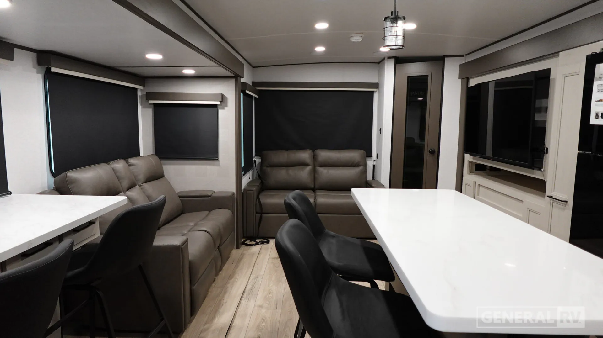 2027 Coachmen American Spirit 2975RL - Photo 3