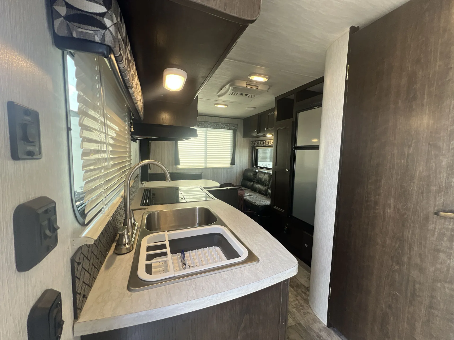 2019 Heartland Pioneer RD210 — living area main