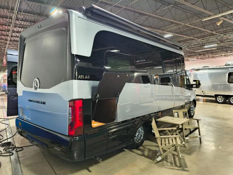 2027 Airstream Atlas New    ALN - Photo 4
