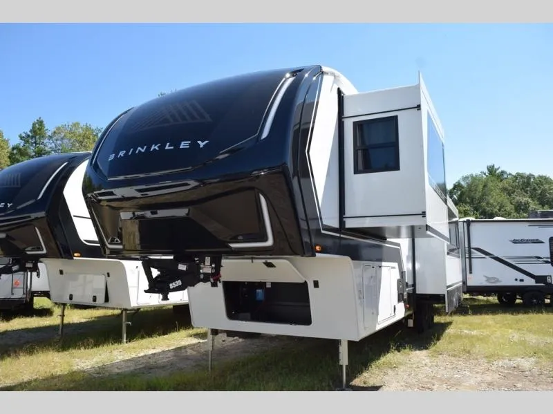 2026 Brinkley Model Z 3515 - Photo 3