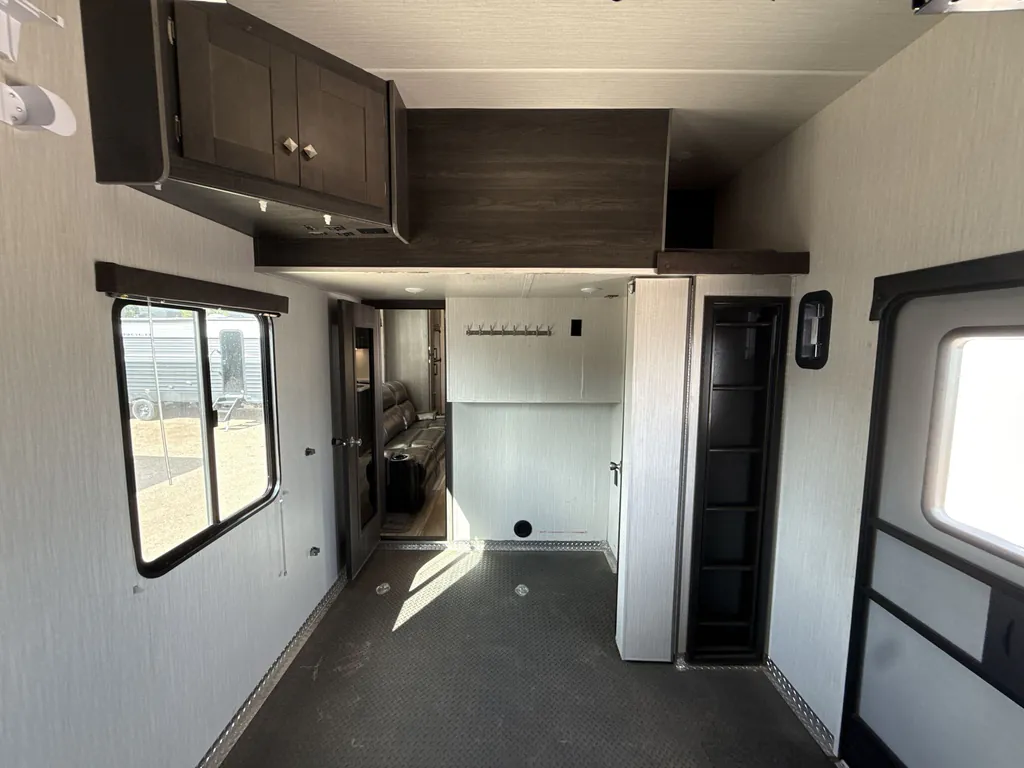 2021 Heartland Gravity 3610, Photos photo 22