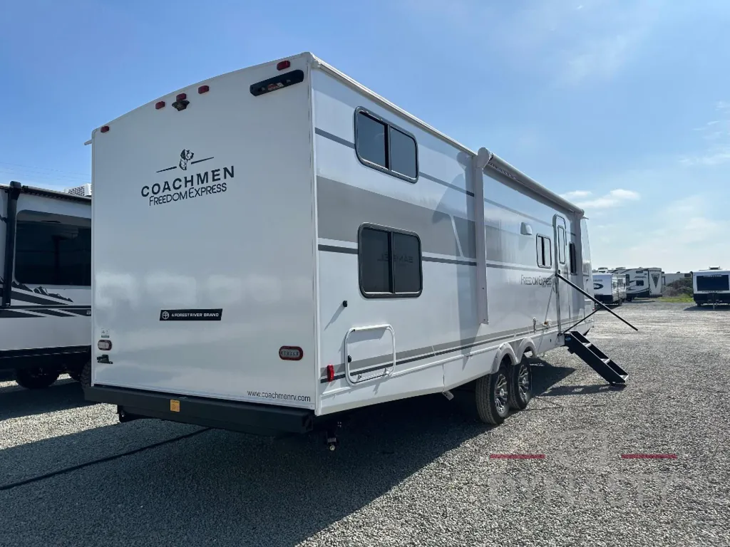 2025 Coachmen Freedom Express Select 29SE, Photos photo 5