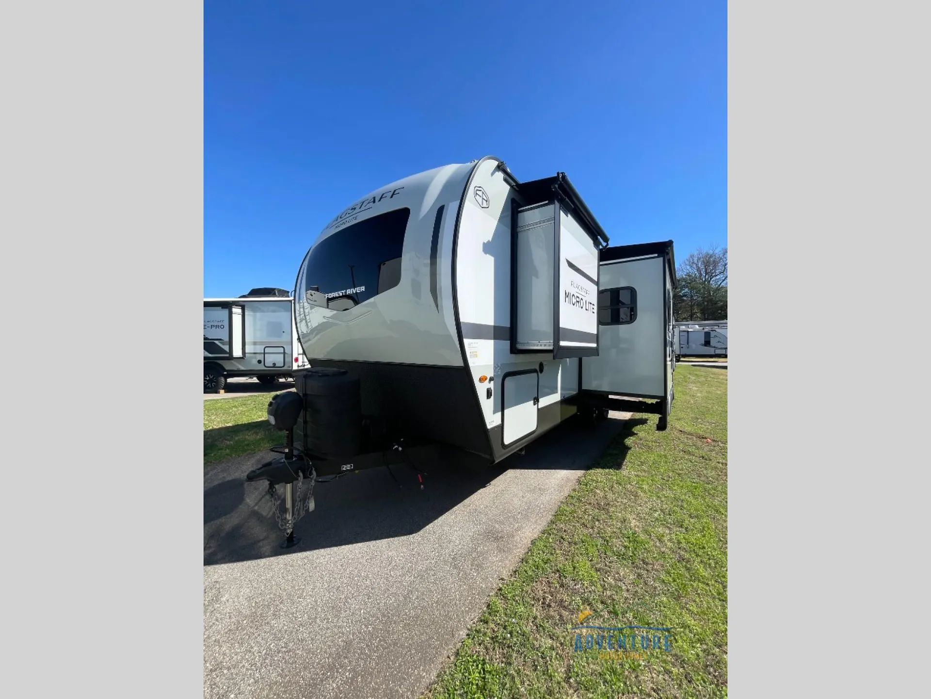 2026 Forest River Flagstaff Micro Lite 25BSDS - Photo 3