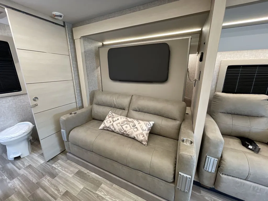 2026 Tiffin Wayfarer 25 XRW, Photos photo 19