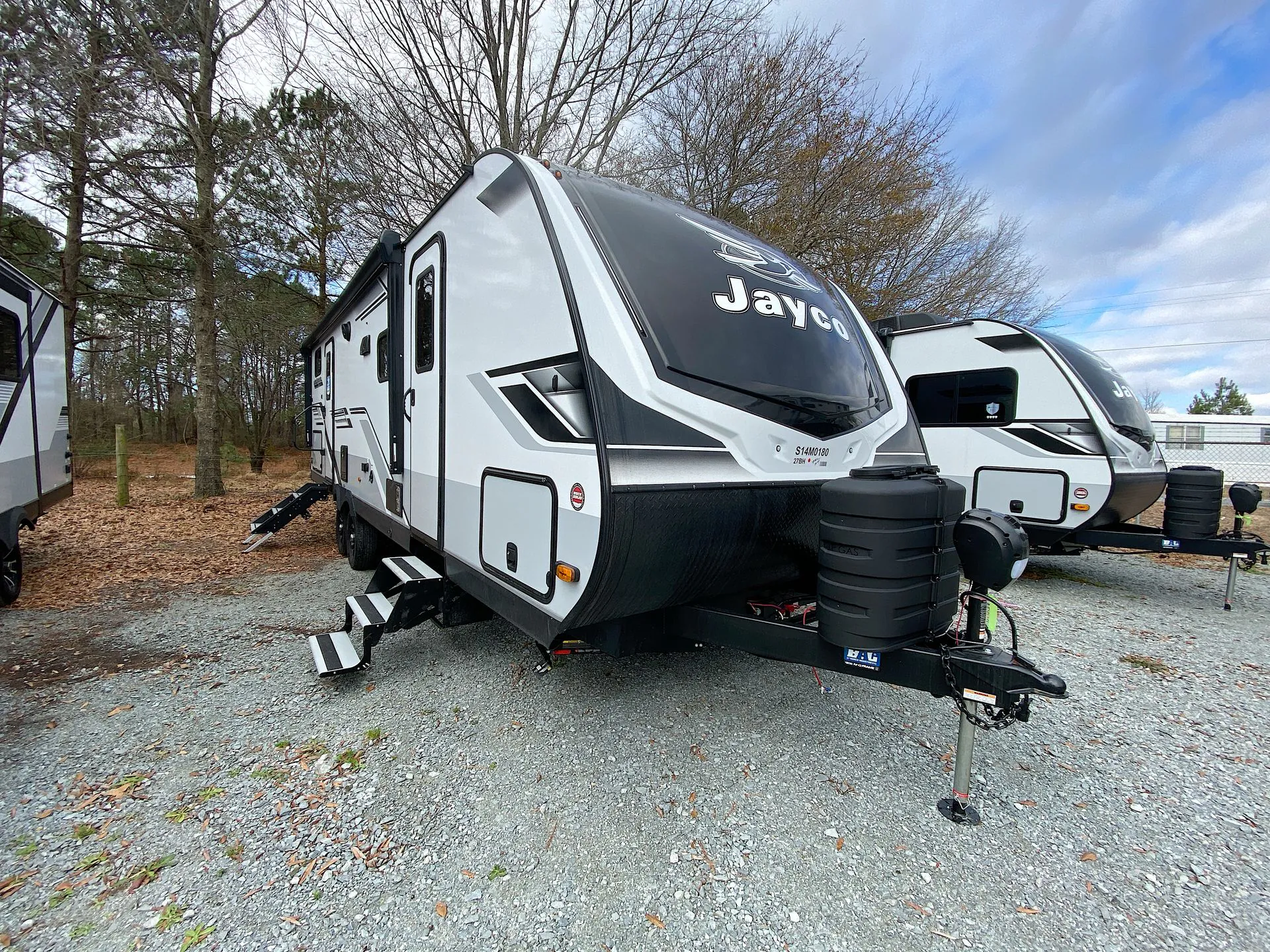 2027 Jayco Jay Feather 27BH dealer photo 1 from Blue Compass RV