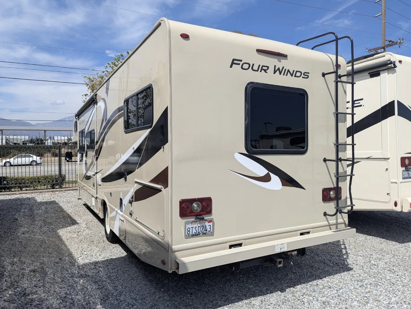 2020 Thor Motor Coach FOURWINDS 31E - Photo 4