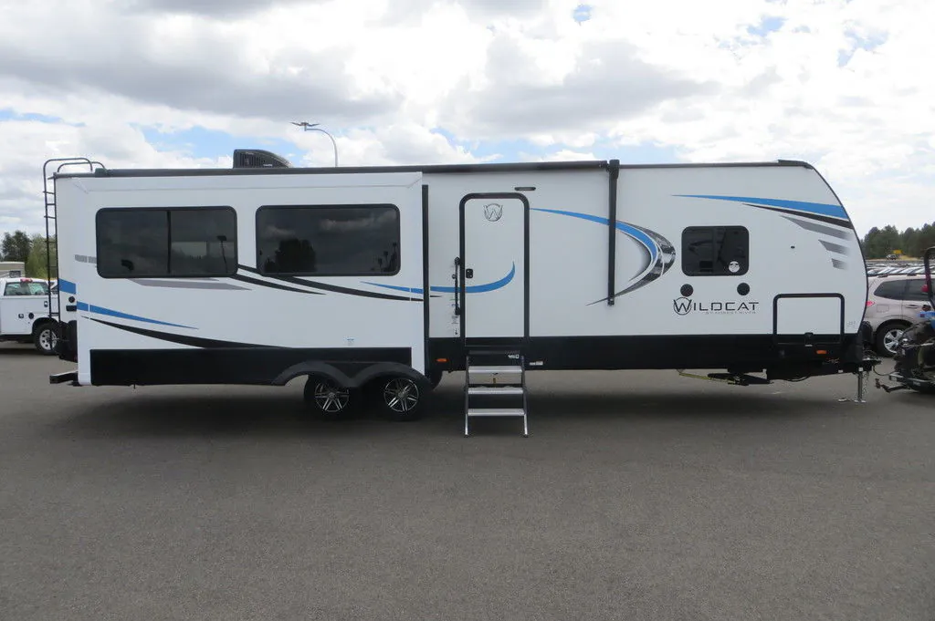 2021 Forest River Wildcat 303MBX, Photos photo 2