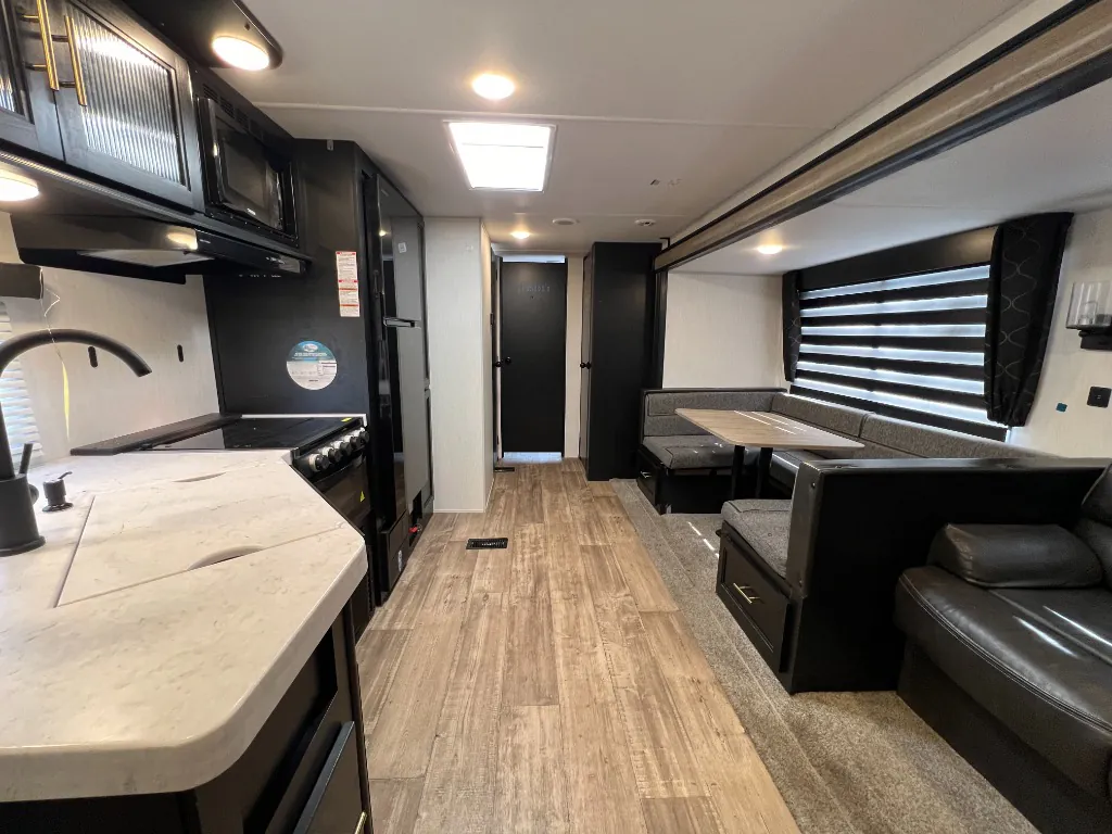 2022 Forest River Cherokee 294BH, Photos photo 15