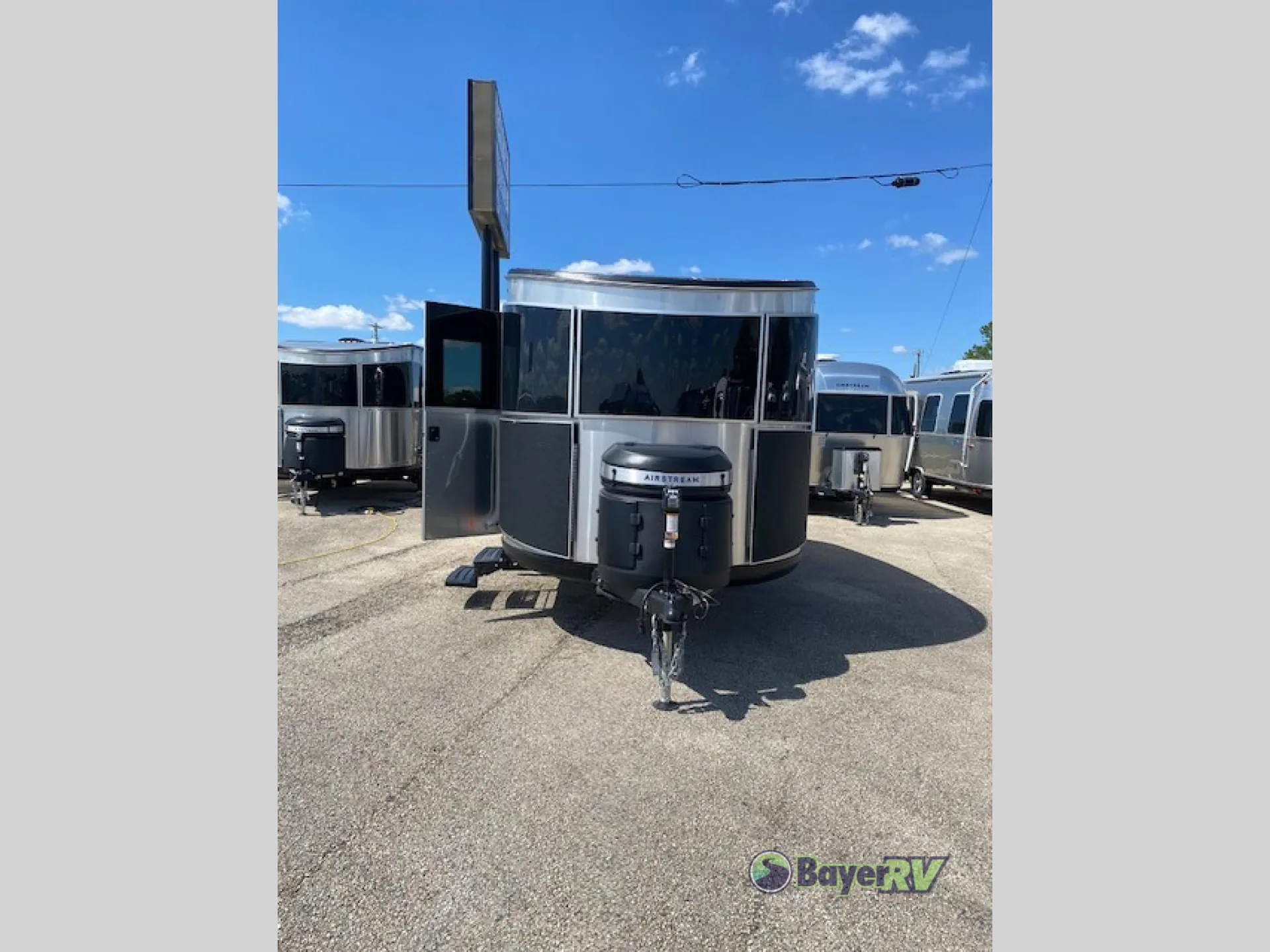 2026 Airstream Basecamp Xe 20XE - Photo 2