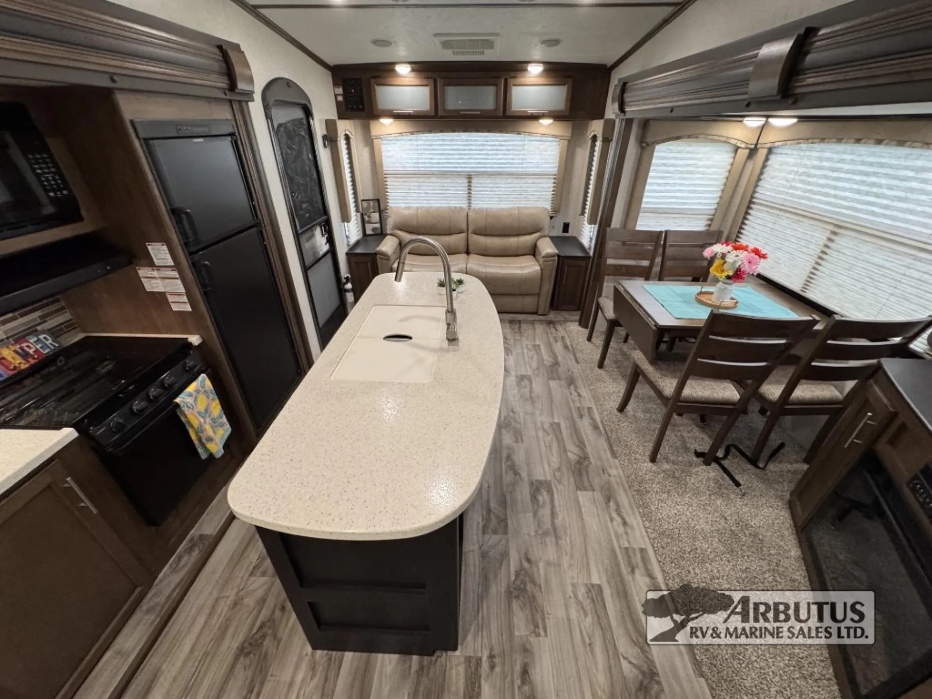 2018 Keystone RV Cougar Half-Ton Series 27RLSWE - Photo 4