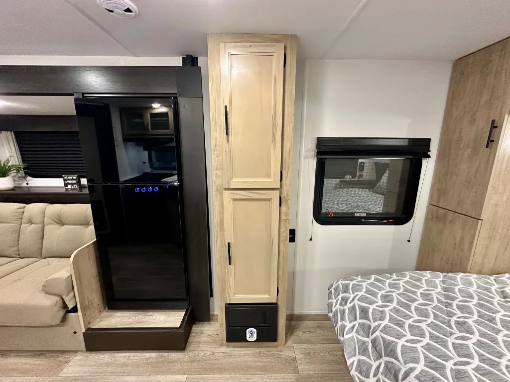2027 Forest River Cherokee Grey Wolf 21AB — Photo 7