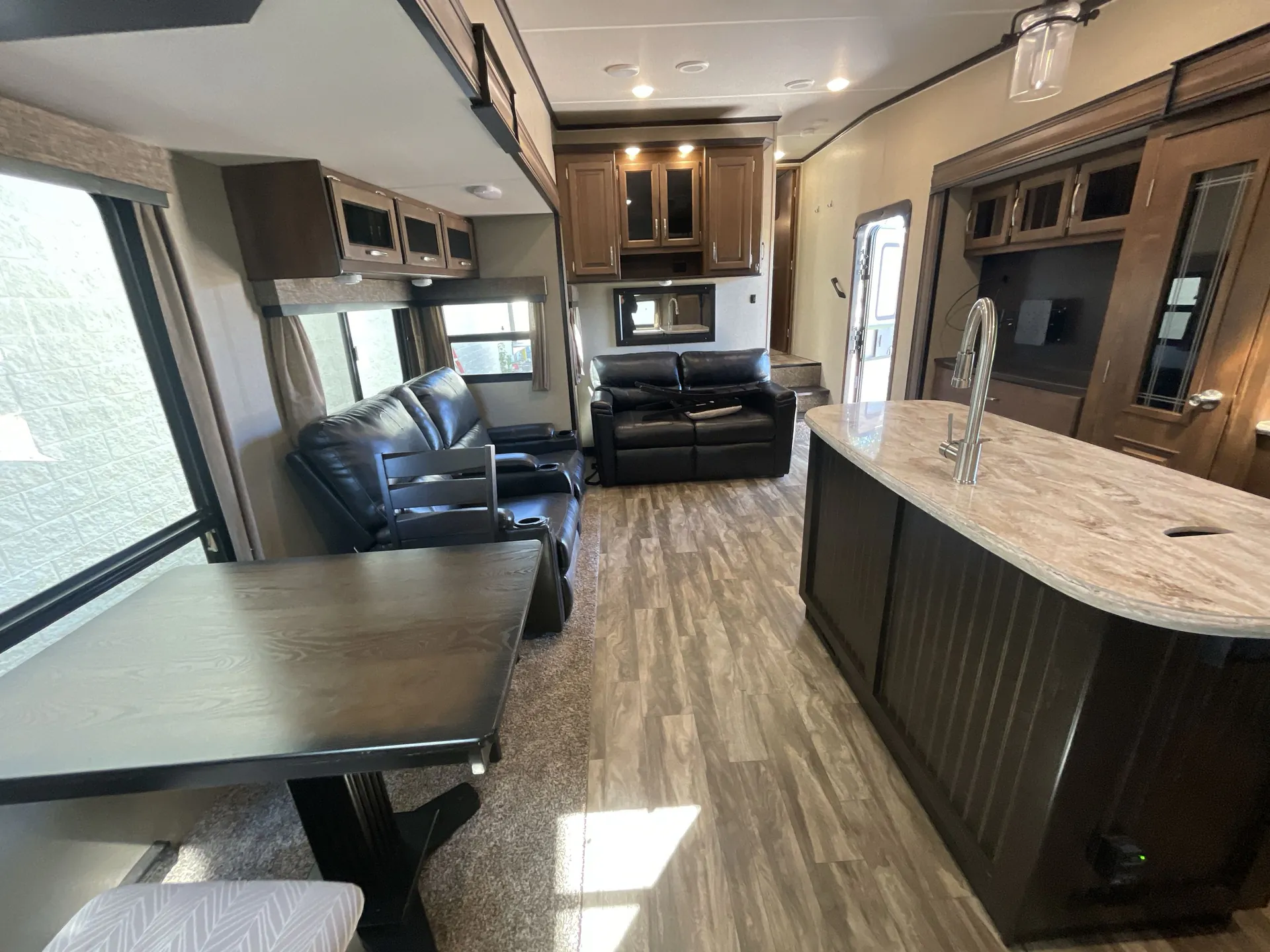 2019 Grand Design Reflection 320MKS — living area main