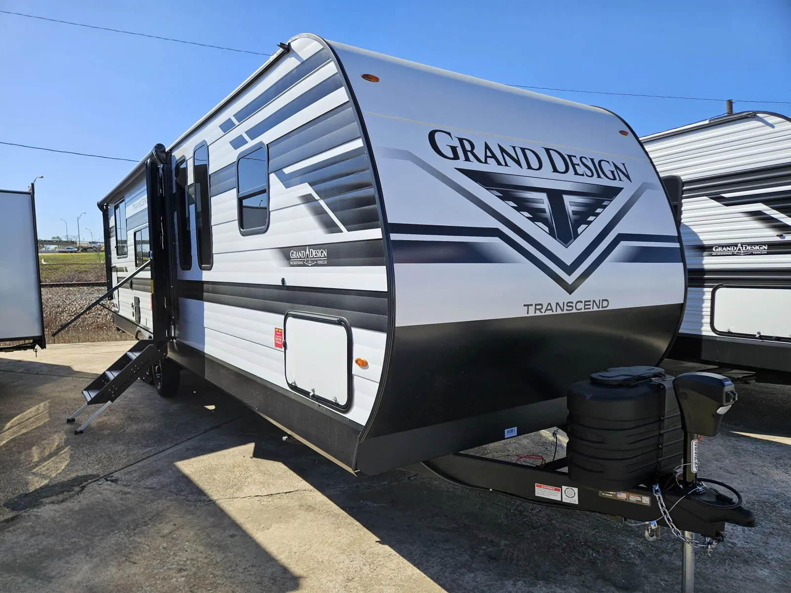 2026 Grand Design Transcend 285RKT - Photo 2
