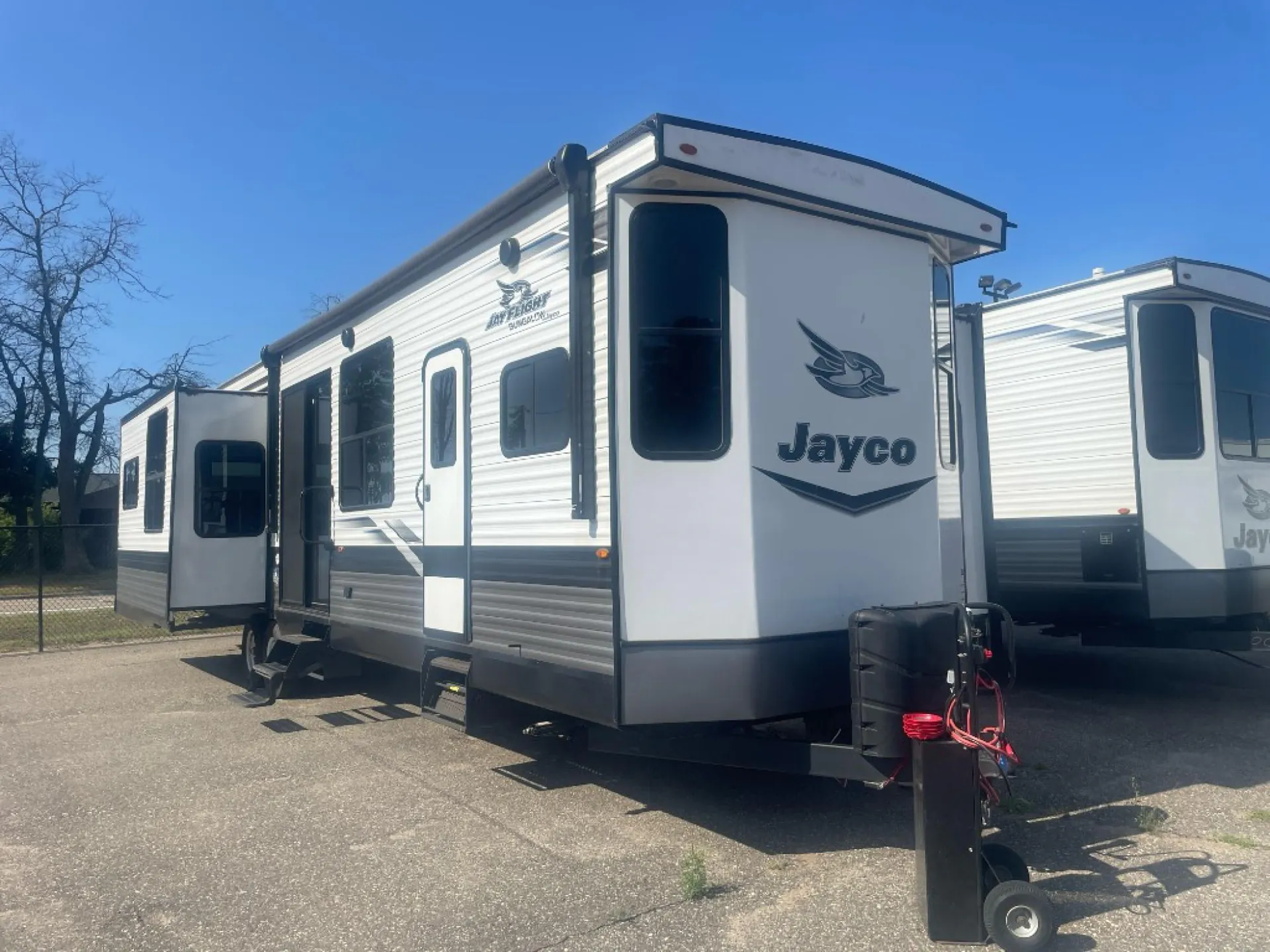 2023 Jayco Jay Flight Bungalow 40RLTS - Photo 2