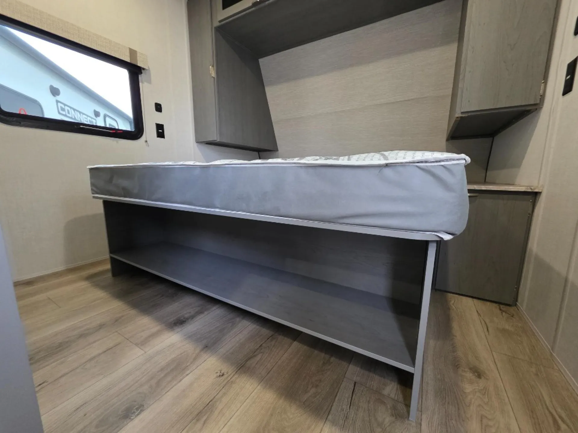 2025 Forest River Ozark 2300RB — Photo 7