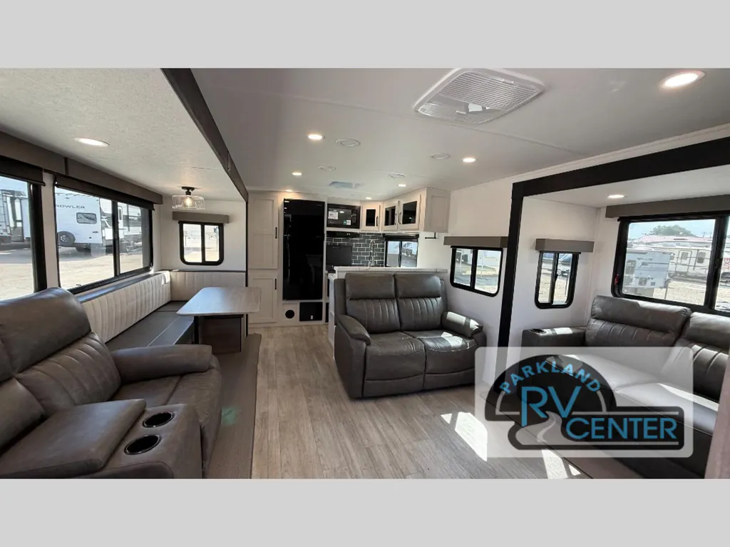 2027 Forest River Solaire 3060RKTS, Photos photo 25