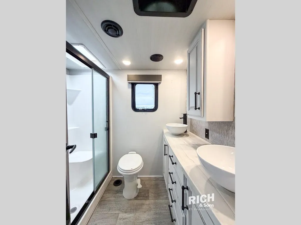 2022 Keystone Montana 3231CK, Photos photo 15