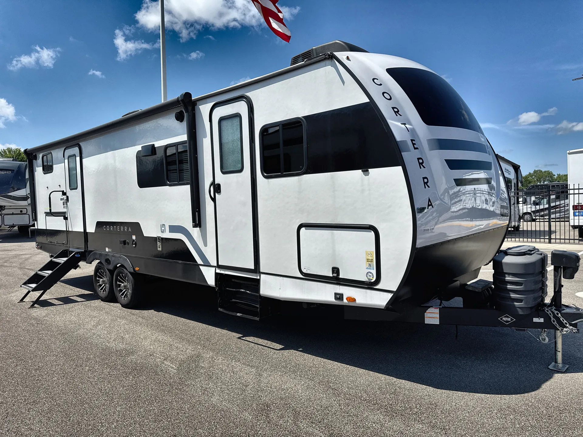 2025 Heartland Corterra 28.1 BH - Photo 2