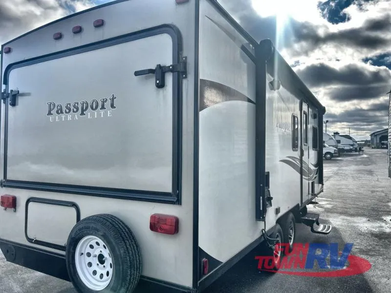 2018 Keystone RV Passport 217EXP - Photo 3