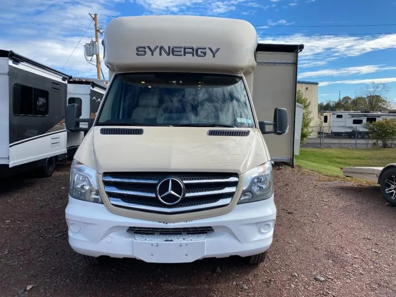 2019 Thor Motor Coach Synergy Sprinter 24MB - Photo 4