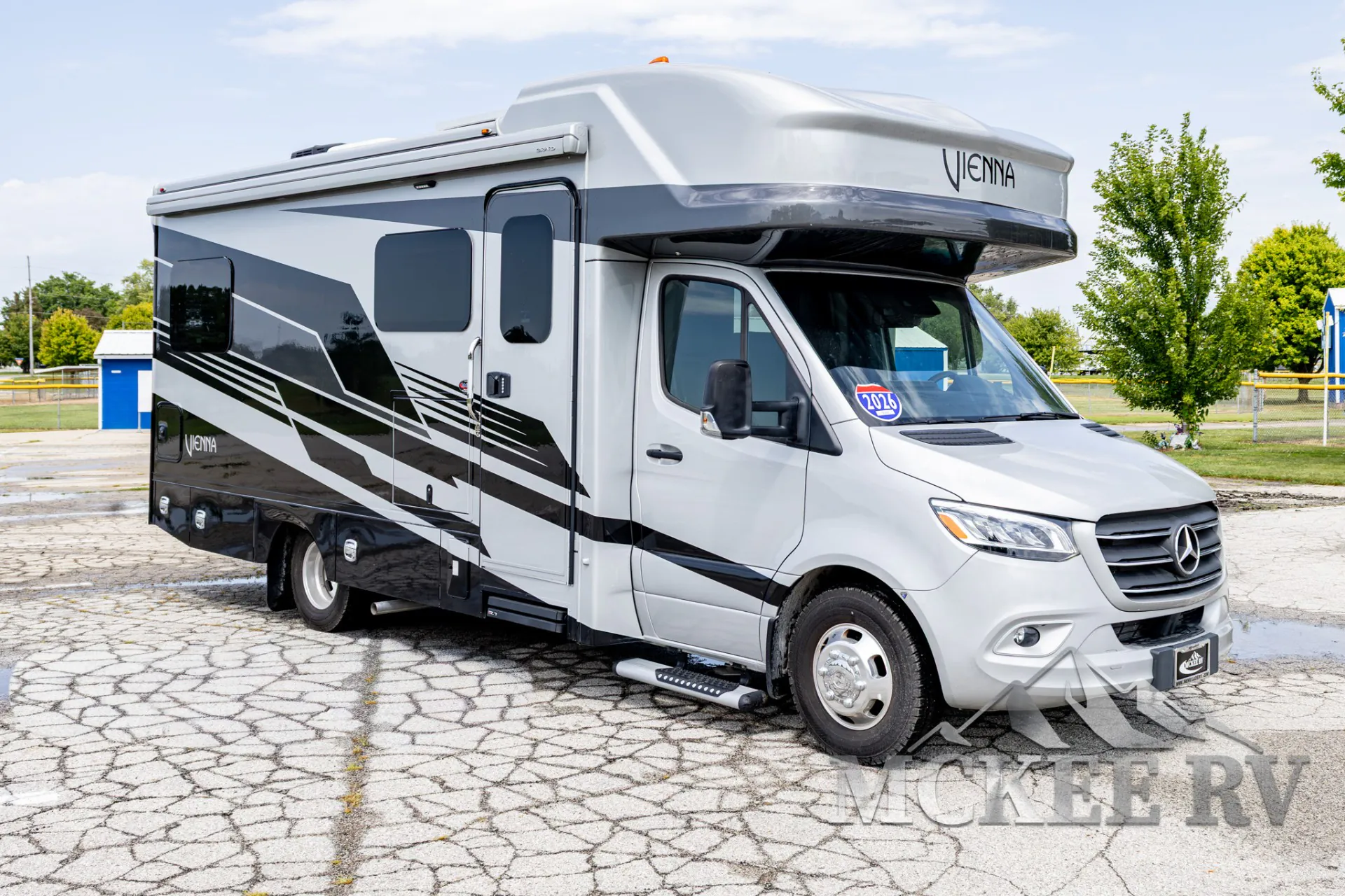 2026 Renegade RV Vienna 25TBC - Photo 2