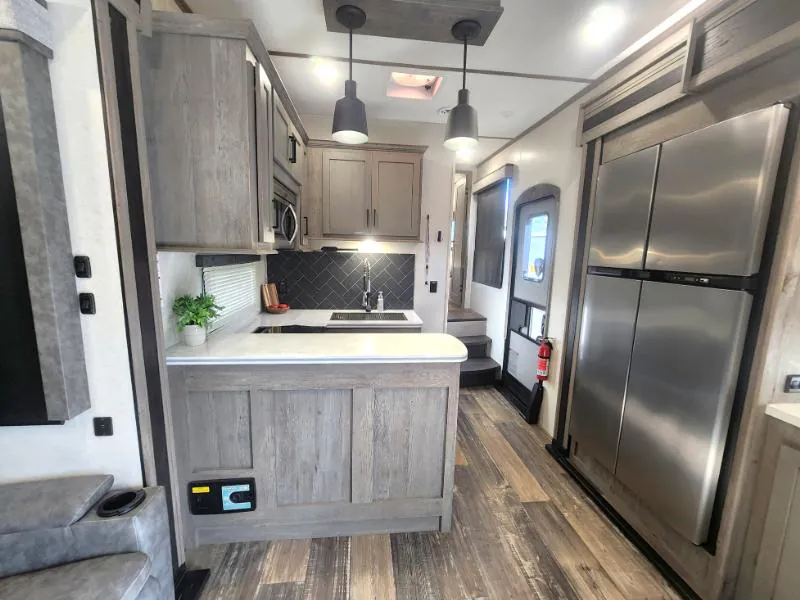 2021 Keystone Raptor 429, Photos photo 27