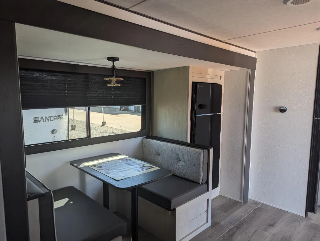 2025 Shasta RVs i-5 Edition 525BHS, Photos photo 9