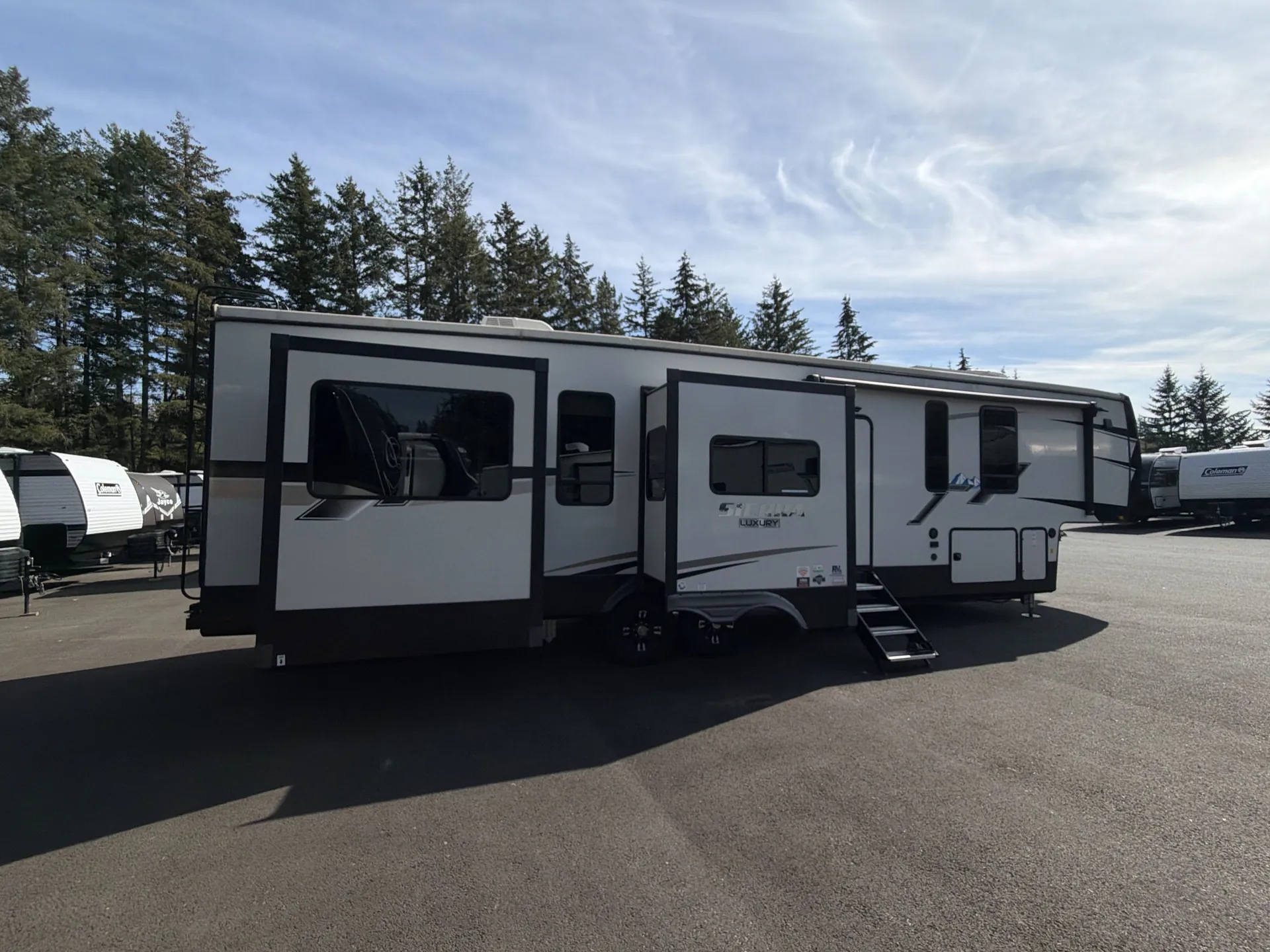 2022 Forest River Sierra Luxury 39BARK — off campside