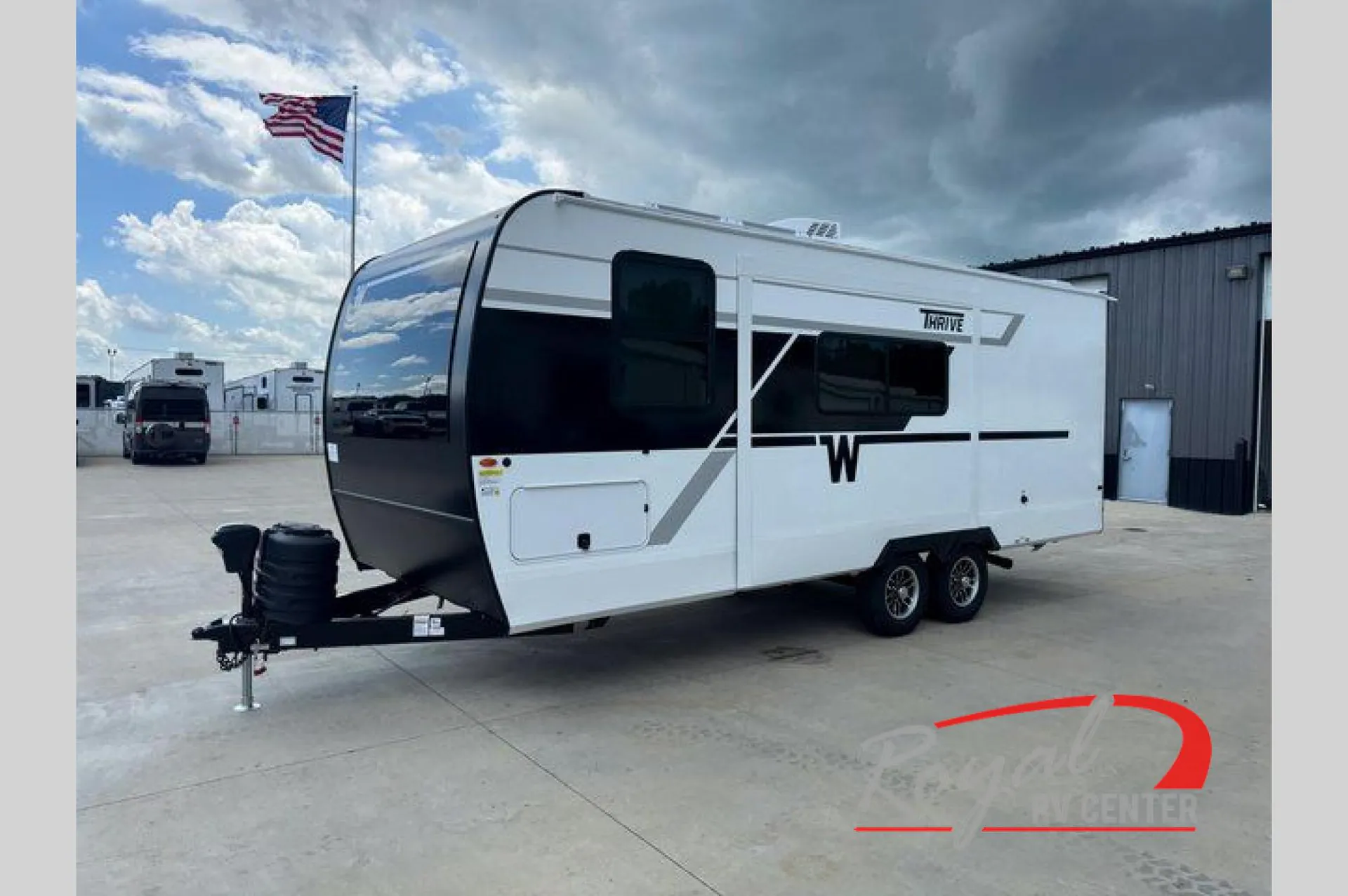 2026 Winnebago Thrive 22MBH - Photo 4