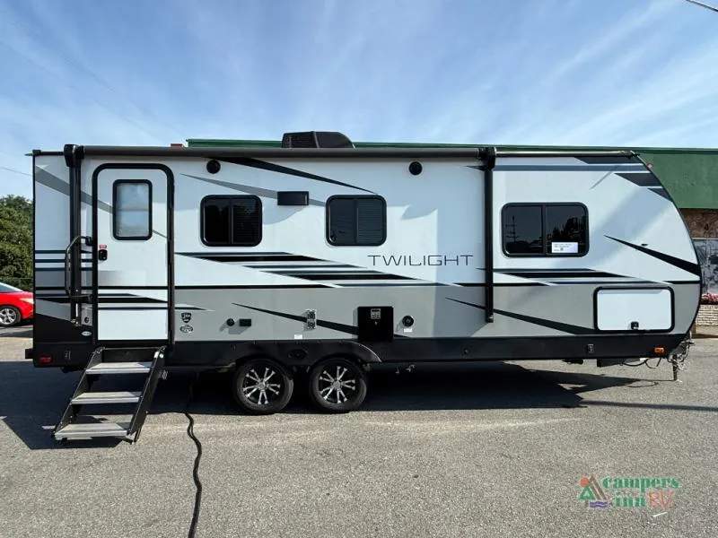 2023 Cruiser RV Twilight Signature TWS 2100 - Photo 4