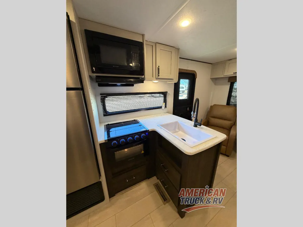 2026 CrossRoads Zinger Lite 260RL, Photos photo 40