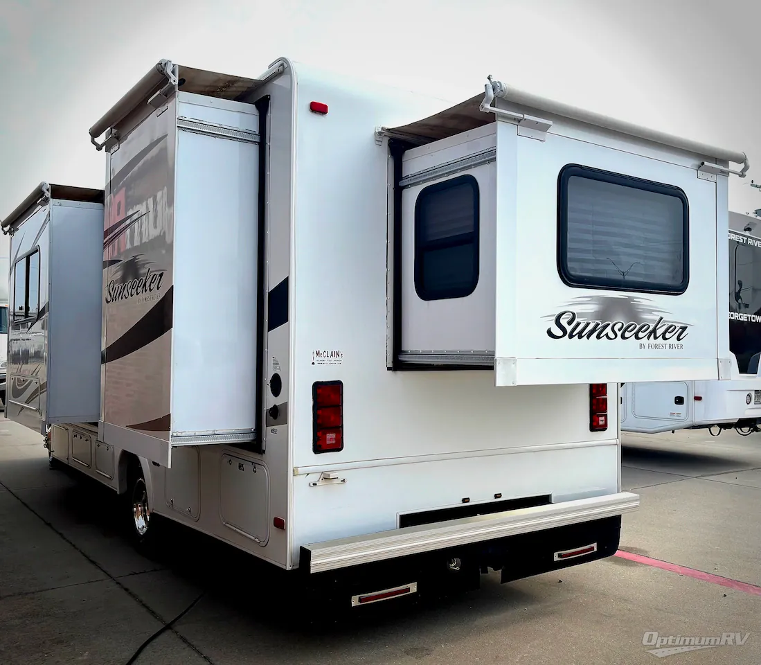 2013 Forest River Sunseeker 2500TS - Photo 4