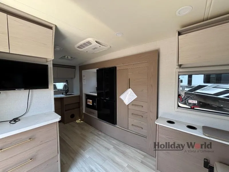 2026 Grand Design Serenova 150HL - Photo 4
