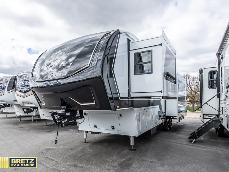 2026 Brinkley Model Z 3200 - Photo 3