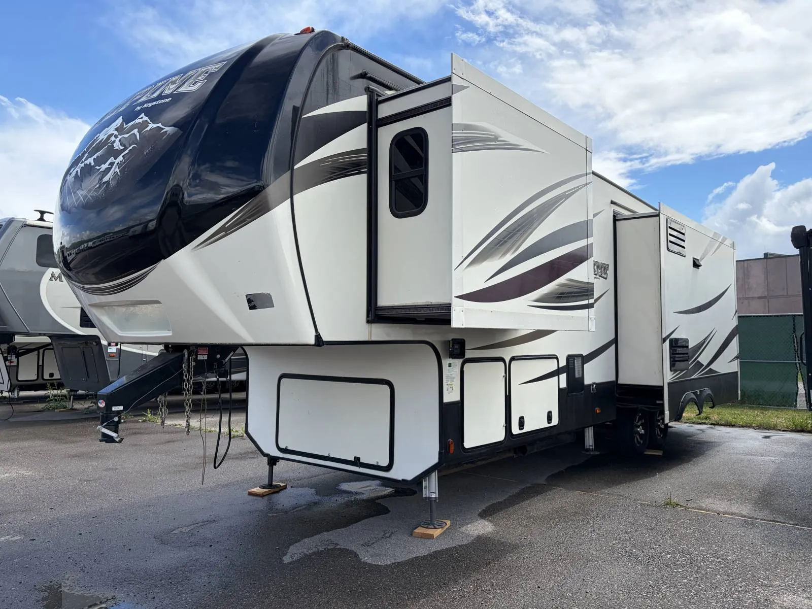2018 Keystone Rv APLINE 3400RS - Photo 4