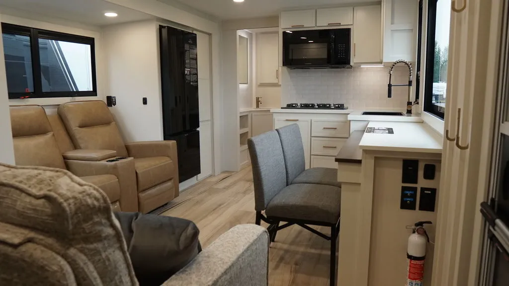 2026 Brinkley Model I 294, Photos photo 10