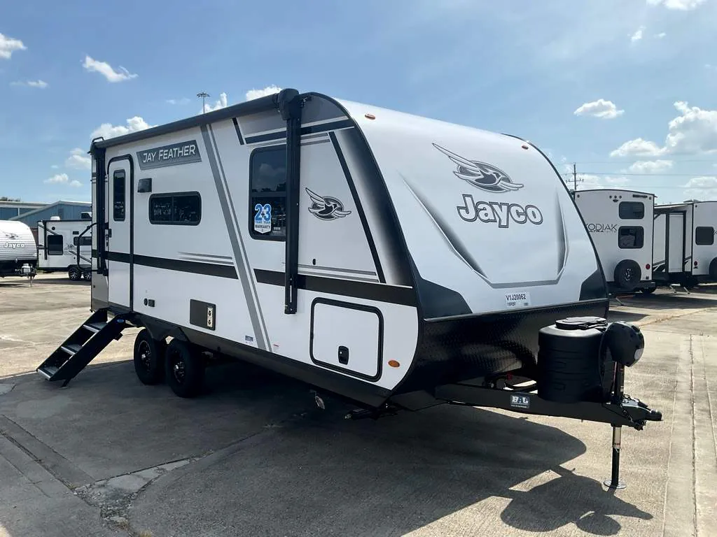 2027 Jayco Jay Feather 18RBF - Photo 2