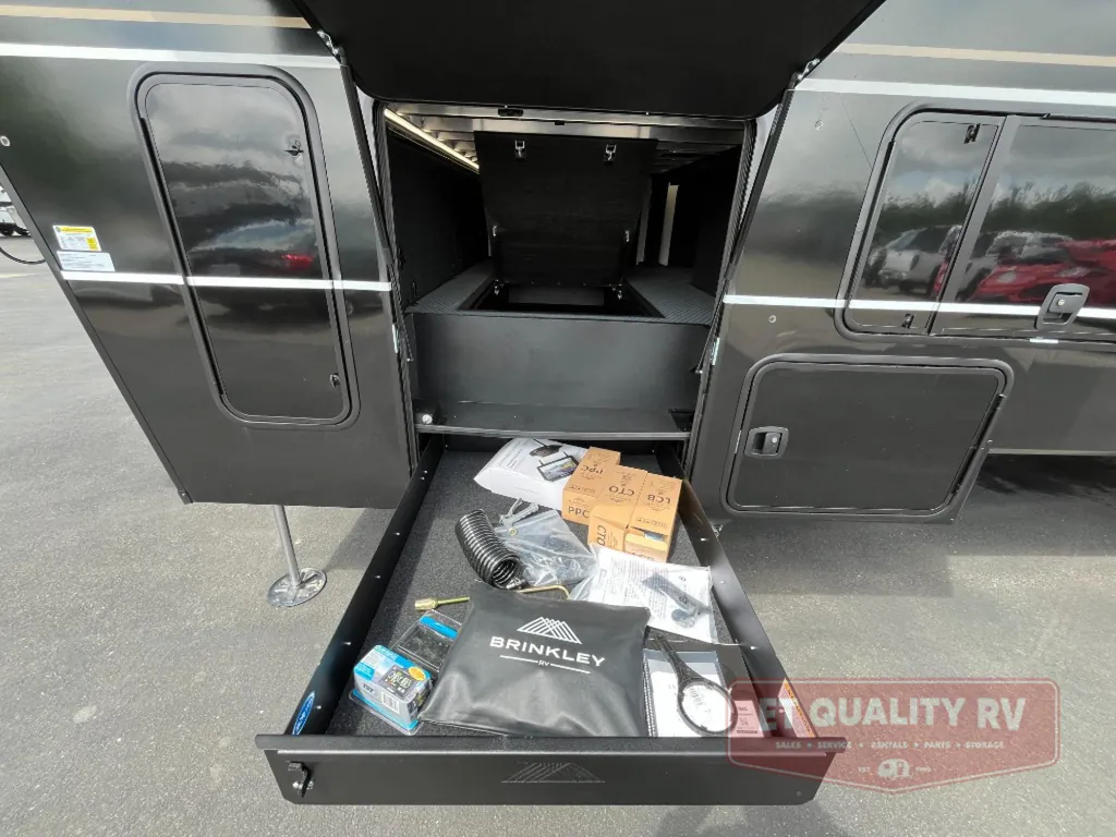 2026 Brinkley Model G 4150, Photos photo 9