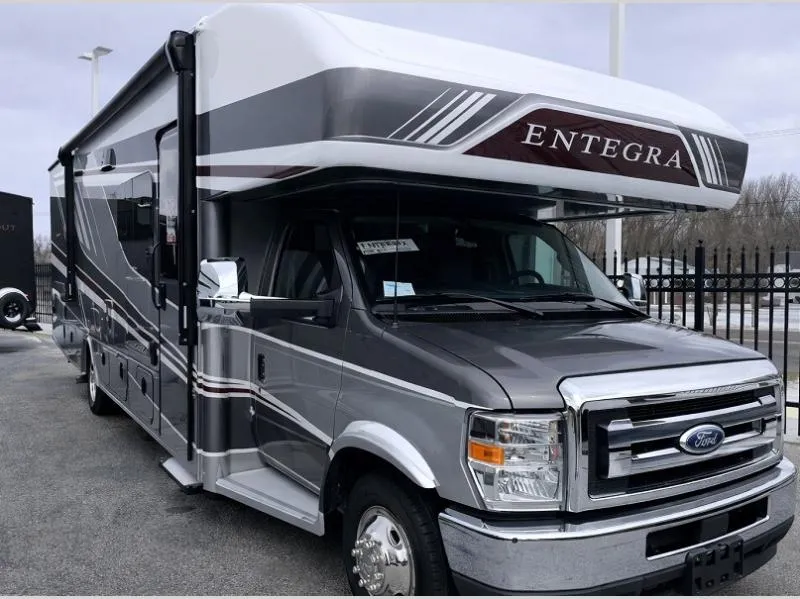 2026 Entegra Coach Esteem 29V - Photo 2