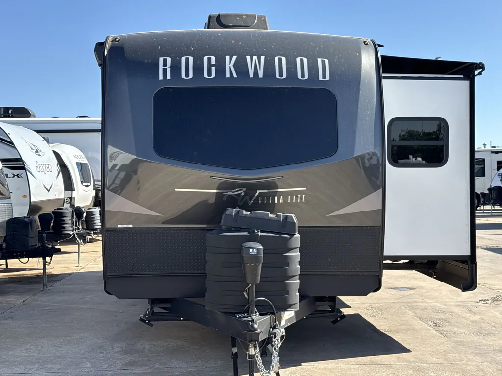 2025 Forest River Rockwood Ultra Lite 2614BS, Photos photo 4