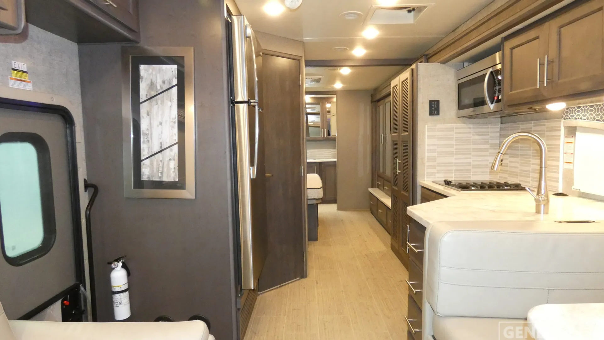 2022 Thor Motor Coach Magnitude BT36 - Photo 3