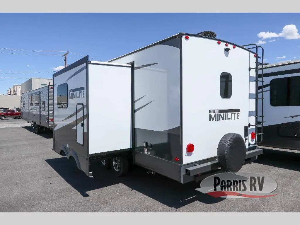 2025 Forest River Rockwood Mini Lite 2511S - Photo 4